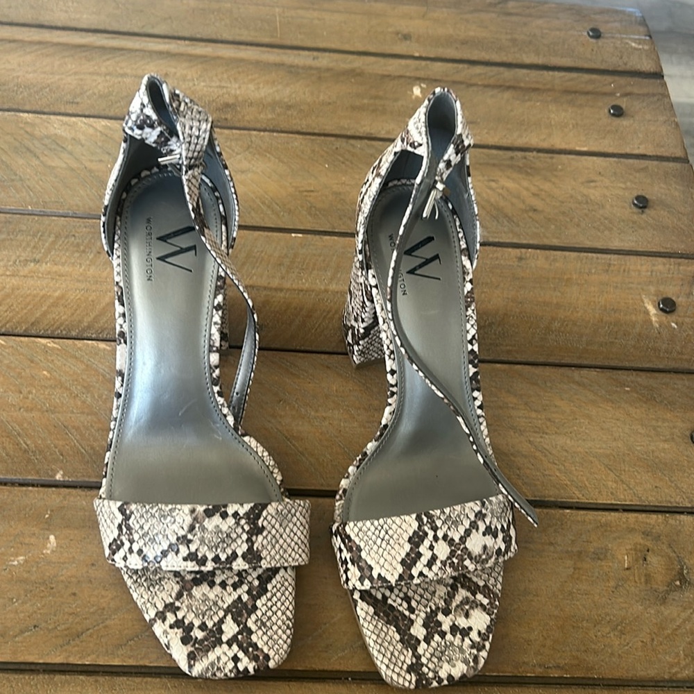 Heeled sandals